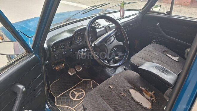 LADA (VAZ) 2106-15