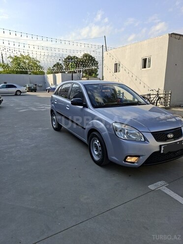 Kia Rio-3