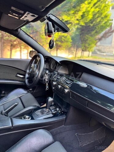 BMW 525-7