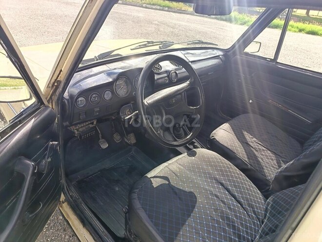 LADA (VAZ) 2106-5