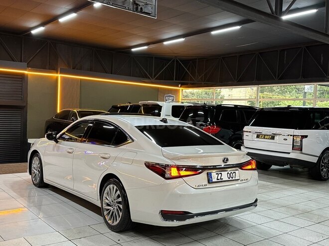 Lexus ES 250-8