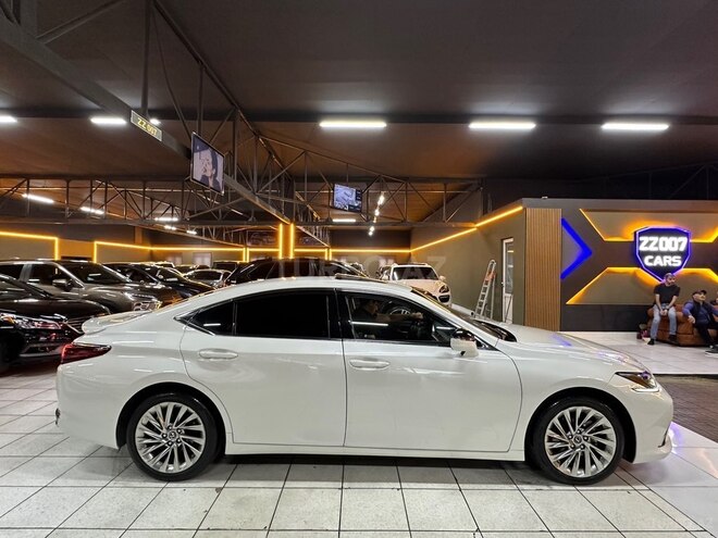 Lexus ES 250-11
