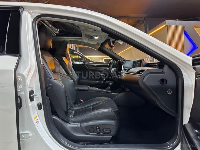 Lexus ES 250-18