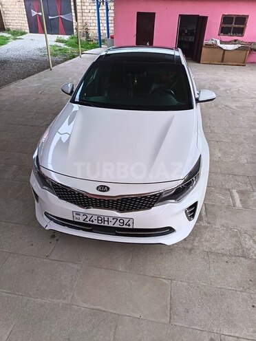 Kia Optima-3