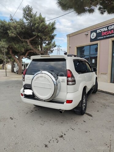 Toyota Land Cruiser Prado-5