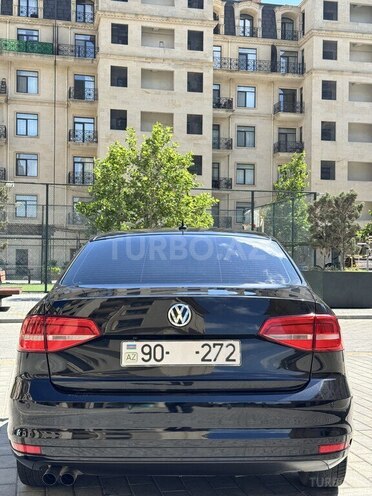 Volkswagen Jetta-6