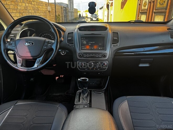 Kia Sorento-3
