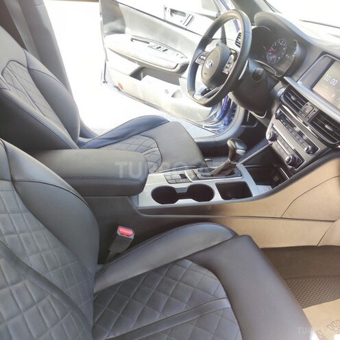 Kia Optima-3