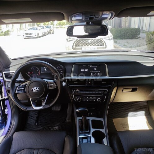 Kia Optima-4