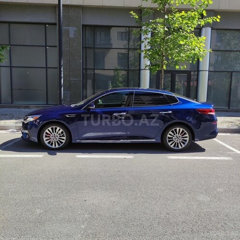 Kia Optima-11