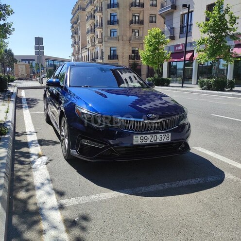 Kia Optima-1