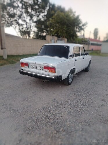 LADA (VAZ) 2107-5