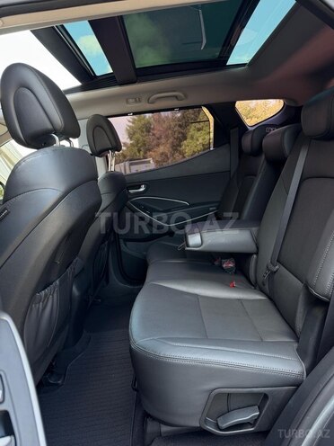 Hyundai Santa Fe-16