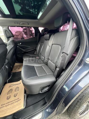 Hyundai Santa Fe-14