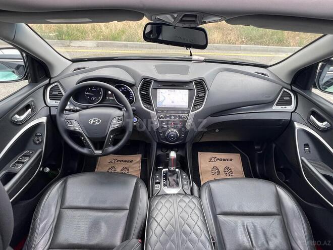 Hyundai Santa Fe-17