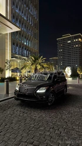 Lexus LX 570-1