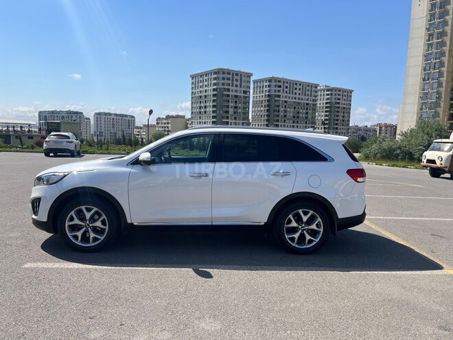 Kia Sorento-8