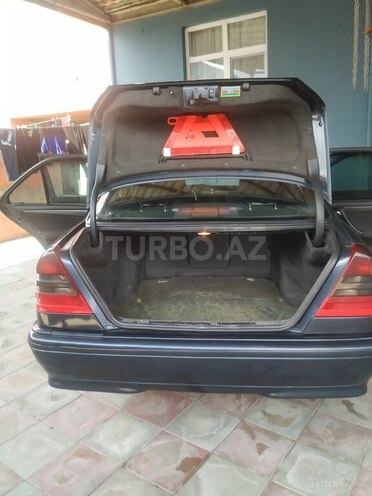 Mercedes C 200-2