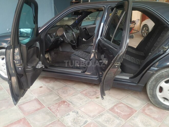 Mercedes C 200-3