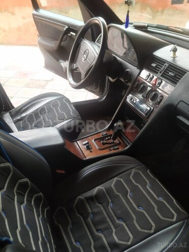 Mercedes C 200-6