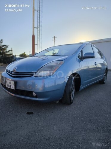 Toyota Prius-4