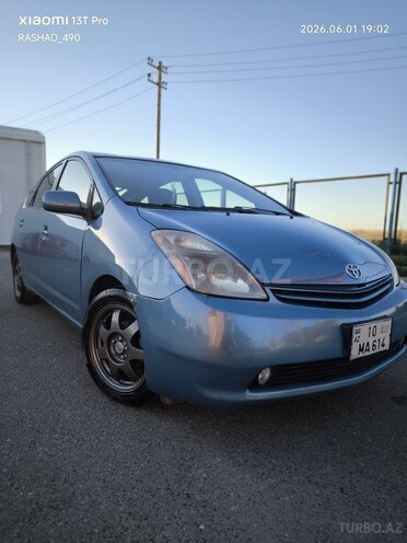 Toyota Prius-3
