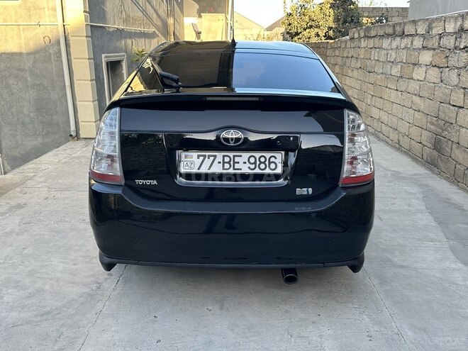 Toyota Prius-3