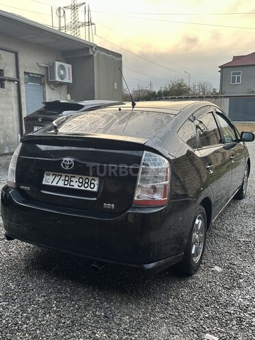 Toyota Prius-13