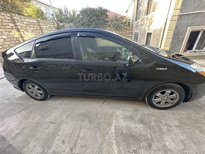 Toyota Prius-16