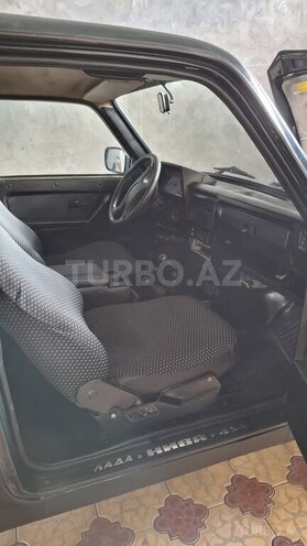 LADA (VAZ) Niva-8