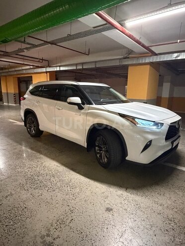 Toyota Highlander-3