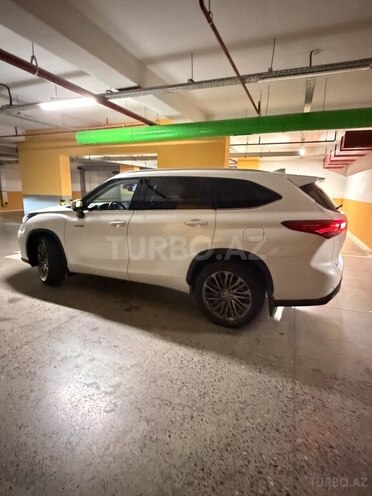 Toyota Highlander-4