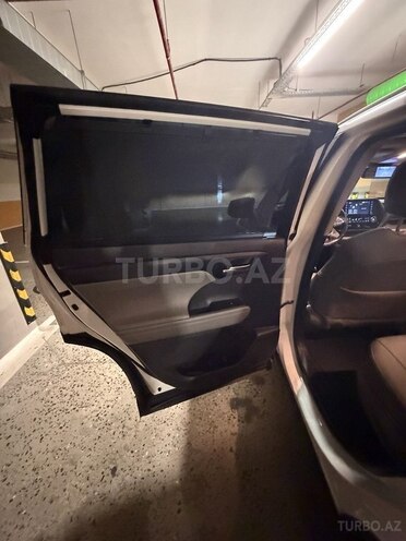 Toyota Highlander-9