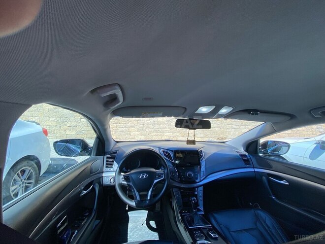 Hyundai i40-21