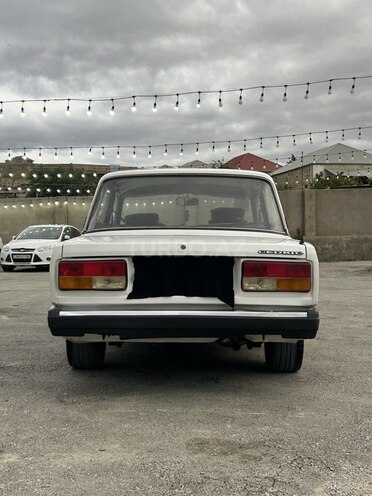 LADA (VAZ) 2107-2