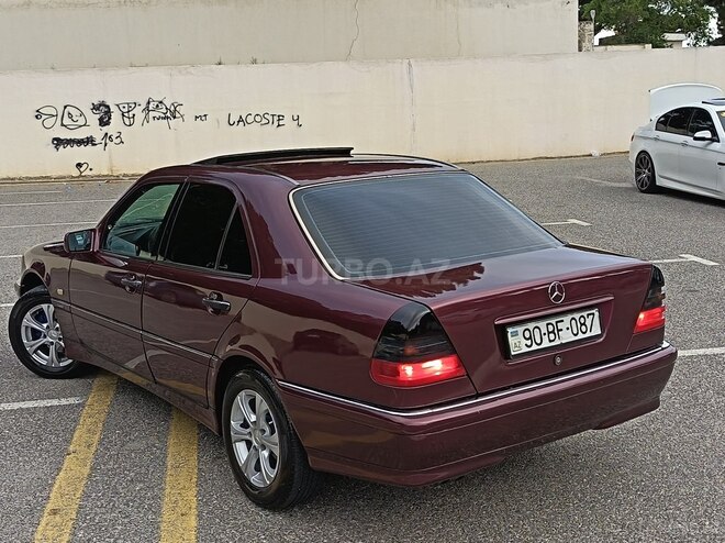 Mercedes C 220-10