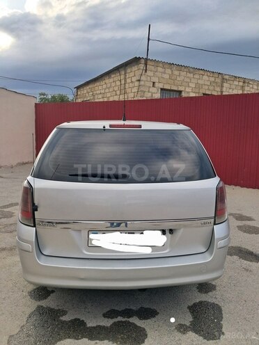 Opel Astra-2