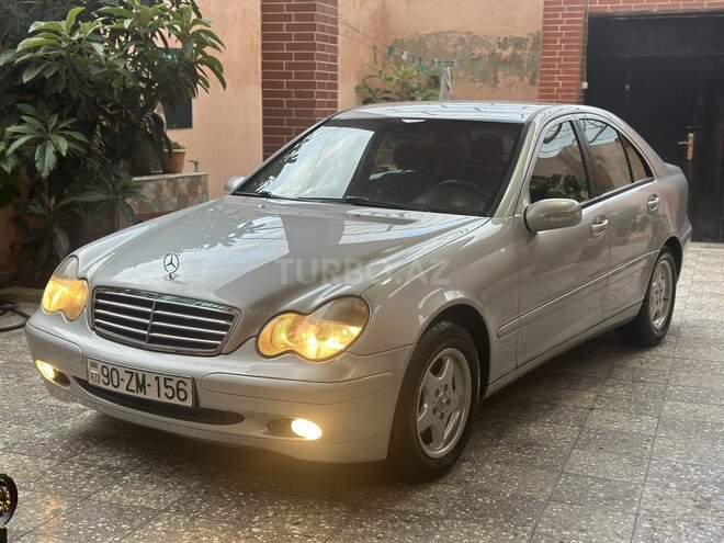 Mercedes C 200-2