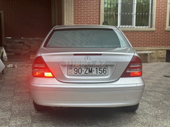 Mercedes C 200-7