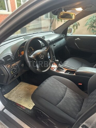 Mercedes C 200-9