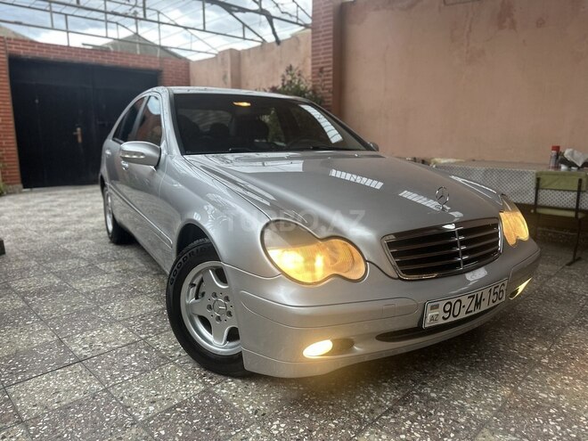 Mercedes C 200-4