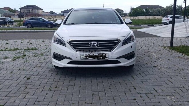 Hyundai Sonata-1