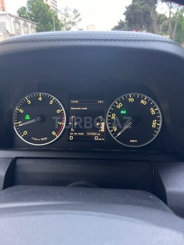 Land Rover Discovery-6
