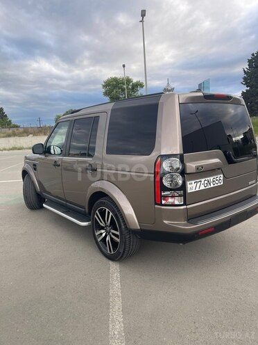 Land Rover Discovery-10