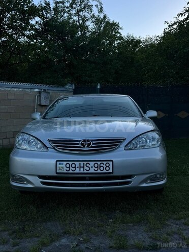 Toyota Camry-1