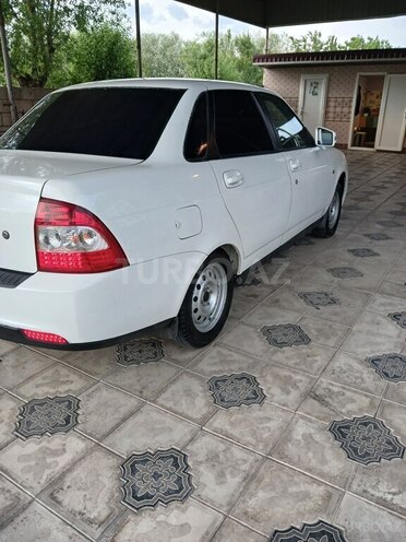 LADA (VAZ) Priora-10
