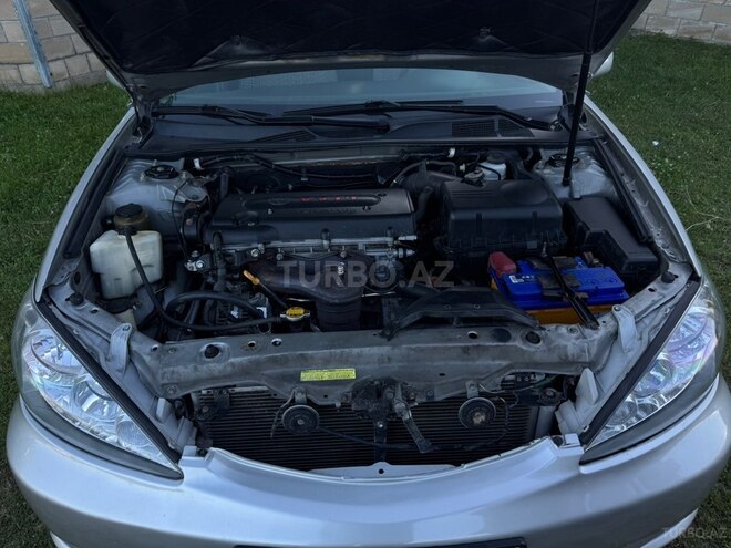 Toyota Camry-8