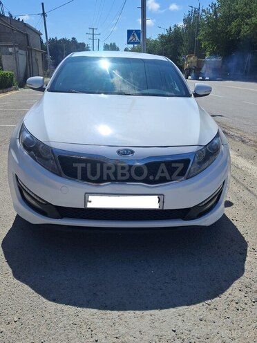Kia Optima-2