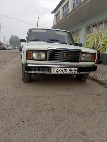 LADA (VAZ) 2107-2