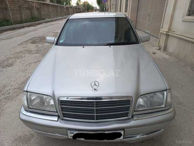 Mercedes C 220-1